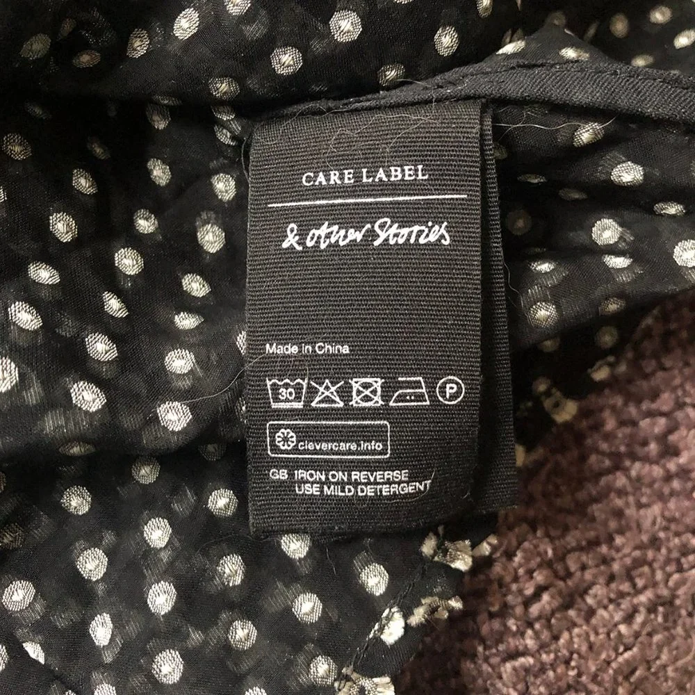 & Other Stories Black and White Pattern Blouse - Picture 11 of 11